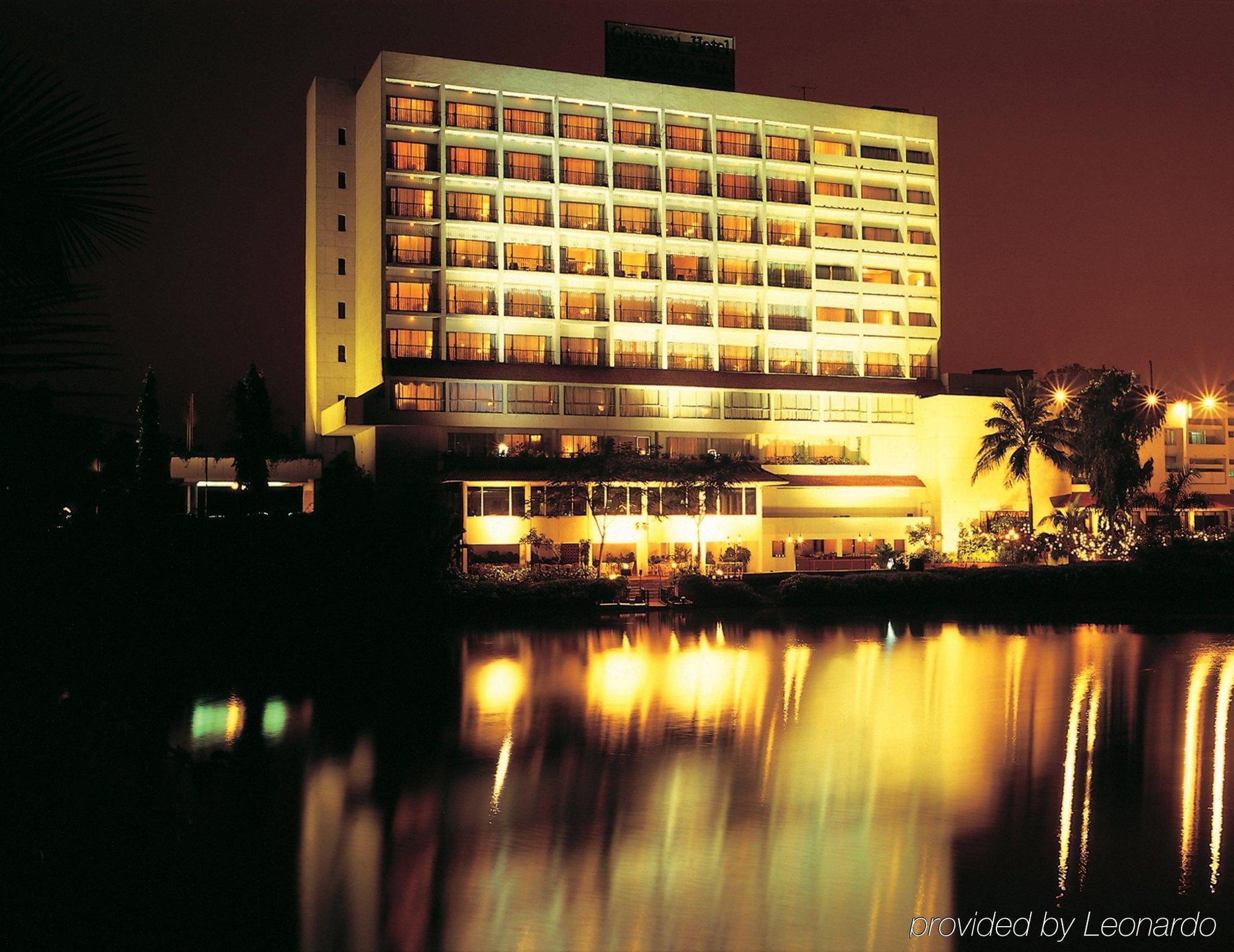 Taj Banjara Hyderabad Exterior foto The Royal